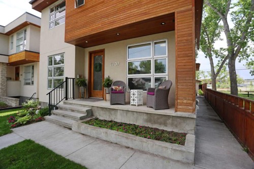 1707 Broadview Road Nw, Calgary, AB - Outdoor With Deck Patio Veranda
