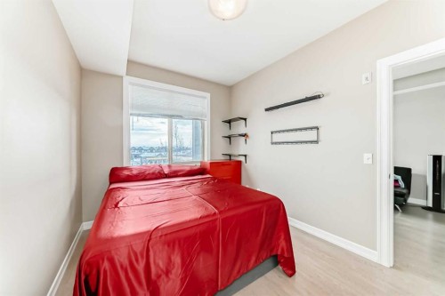 311-117 Copperpond Common Se, Calgary, AB - Indoor Photo Showing Bedroom