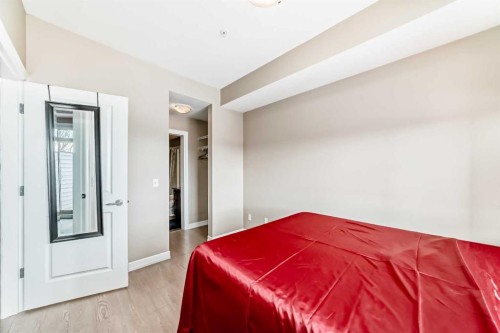311-117 Copperpond Common Se, Calgary, AB - Indoor Photo Showing Bedroom