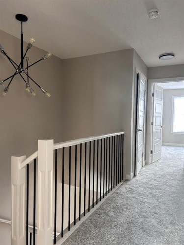 33 Sora Gate Se, Calgary, AB - Indoor Photo Showing Other Room