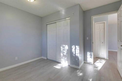 119-2022 Canyon Meadows Drive Se, Calgary, AB - Indoor Photo Showing Other Room