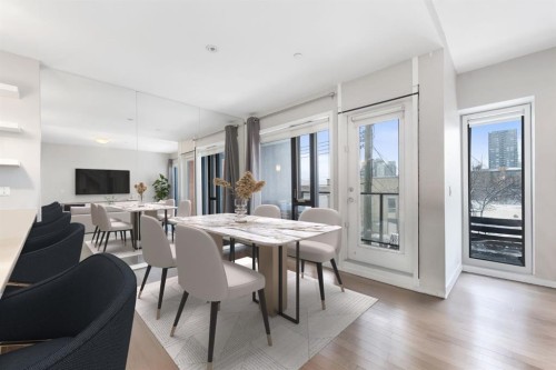 201-414 Meredith Road Ne, Calgary, AB - Indoor Photo Showing Dining Room