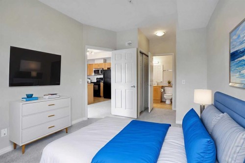 314-5720 2 Street Sw, Calgary, AB - Indoor Photo Showing Bedroom