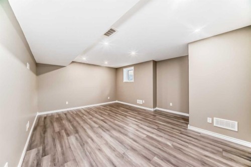 3019 Windsong Boulevard Sw, Airdrie, AB - Indoor