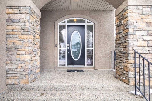 86 Royal Ridge Mount Nw, Calgary, AB - Outdoor