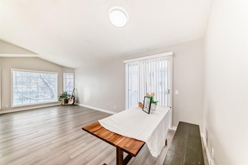 34 Erin Meadow Close Se, Calgary, AB - Indoor