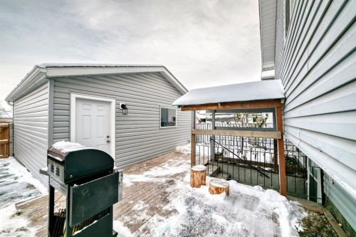34 Erin Meadow Close Se, Calgary, AB - Outdoor With Exterior