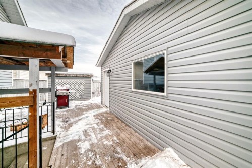 34 Erin Meadow Close Se, Calgary, AB - Outdoor With Exterior