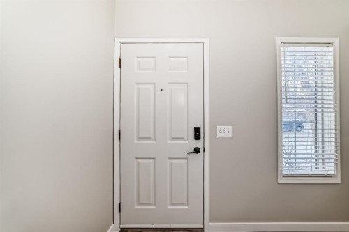 34 Erin Meadow Close Se, Calgary, AB - Indoor Photo Showing Other Room