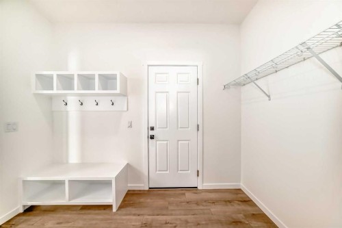 55 Bartlett Row Se, Calgary, AB - Indoor