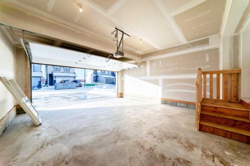 55 Bartlett Row Se, Calgary, AB - Indoor