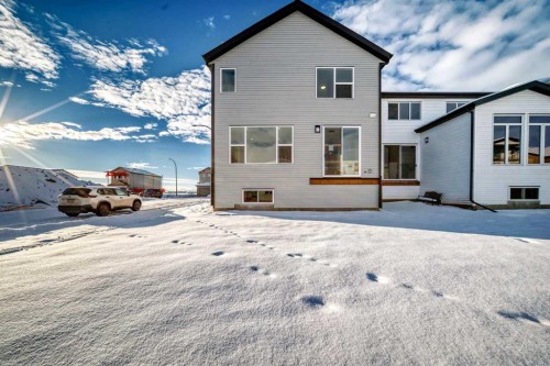 55 Bartlett Row Se, Calgary, AB - Outdoor