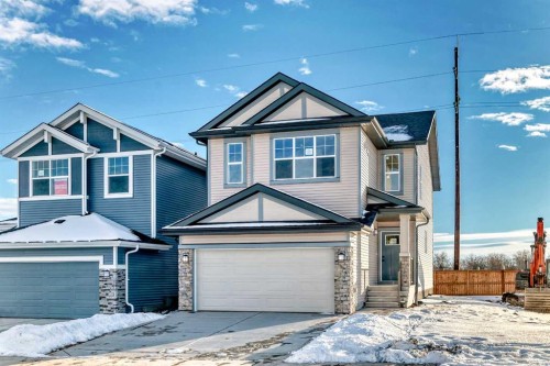 168 Southborough Common, Cochrane, AB - Outdoor