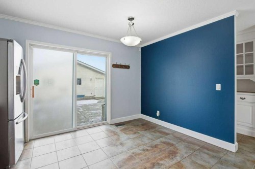 216 Mt. Aberdeen Close Se, Calgary, AB - Indoor Photo Showing Other Room