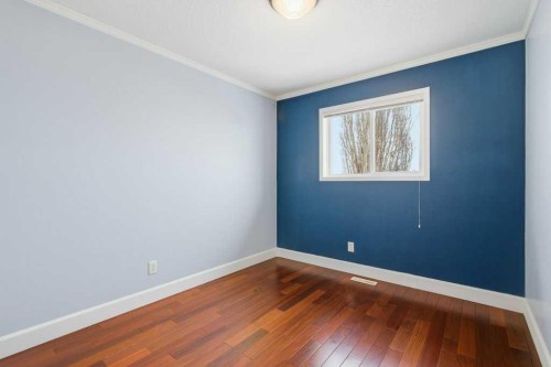 216 Mt. Aberdeen Close Se, Calgary, AB - Indoor Photo Showing Other Room