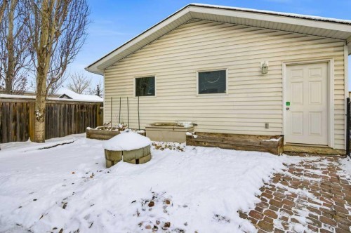 216 Mt. Aberdeen Close Se, Calgary, AB - Outdoor With Exterior