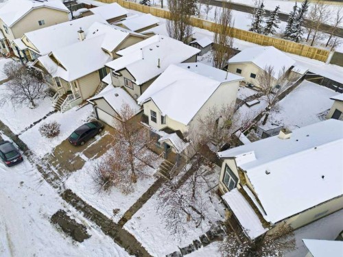 216 Mt. Aberdeen Close Se, Calgary, AB - Outdoor