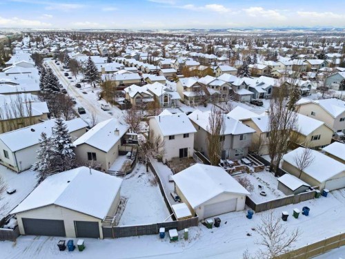 216 Mt. Aberdeen Close Se, Calgary, AB - Outdoor