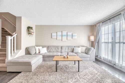 96 Auburn Meadows Boulevard Se, Calgary, AB - Indoor Photo Showing Living Room