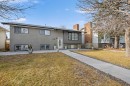255 Rundleridge Drive Ne, Calgary, AB  - Outdoor With Facade 