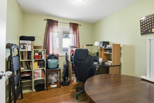 1207 Olympia Drive Se, Calgary, AB - Indoor