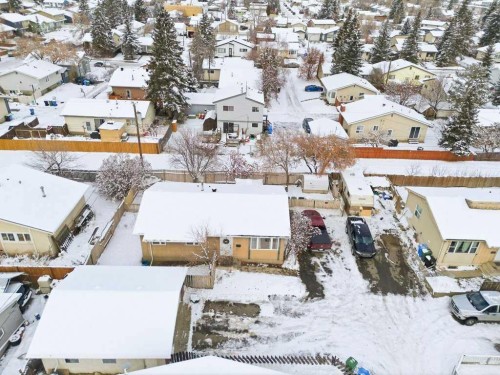 1207 Olympia Drive Se, Calgary, AB - Outdoor