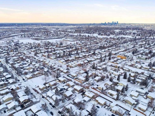 1207 Olympia Drive Se, Calgary, AB - Outdoor With View