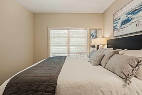 1411-5605 Henwood Street Sw, Calgary, AB - Indoor Photo Showing Bedroom