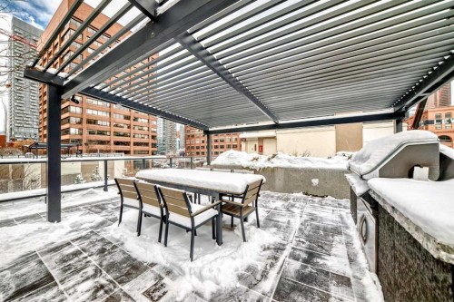 602-310 12 Avenue Sw, Calgary, AB - Outdoor