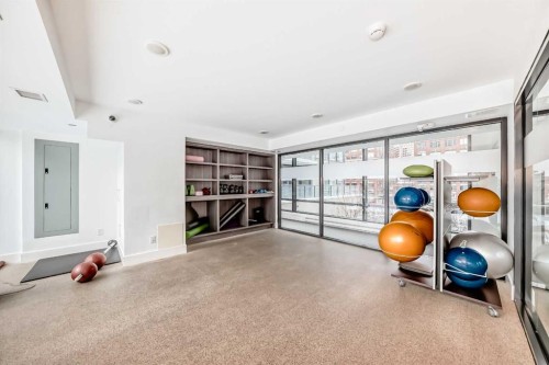 602-310 12 Avenue Sw, Calgary, AB - Indoor Photo Showing Other Room