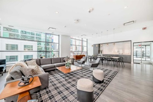 602-310 12 Avenue Sw, Calgary, AB - Indoor Photo Showing Living Room
