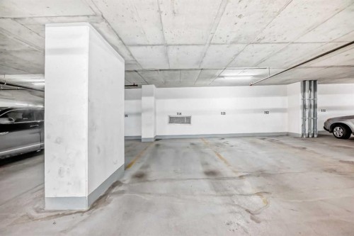 602-310 12 Avenue Sw, Calgary, AB - Indoor Photo Showing Garage