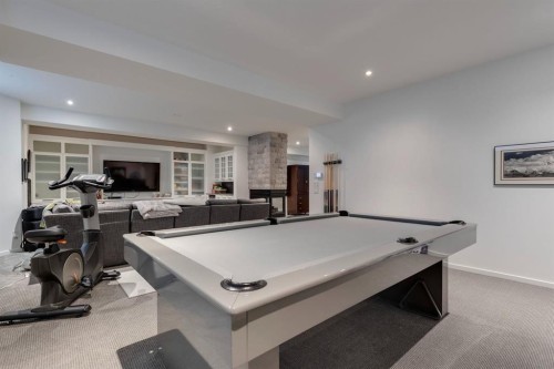 329 11 Street Nw, Calgary, AB - Indoor Photo Showing Other Room