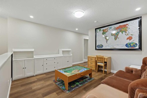 41 Seton Grove Se, Calgary, AB - Indoor