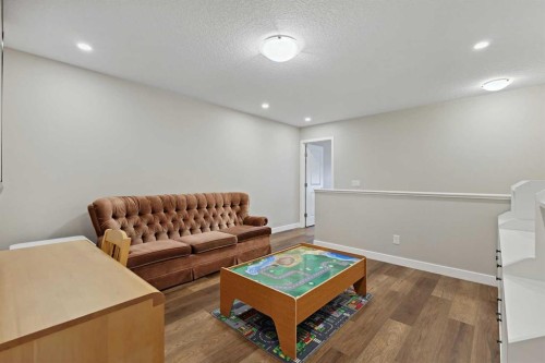 41 Seton Grove Se, Calgary, AB - Indoor