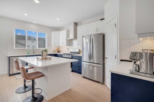 190 Dawson Harbour Rise, Chestermere, AB - Indoor Photo Showing Kitchen With Upgraded Kitchen