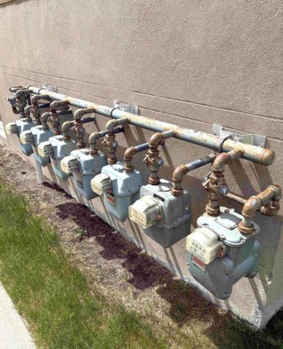 2208 20 Avenue Nw, Calgary, AB - 