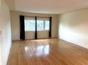2208 20 Avenue Nw, Calgary, AB  - Indoor Photo Showing Other Room 