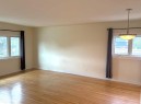 2208 20 Avenue Nw, Calgary, AB  - Indoor Photo Showing Other Room 
