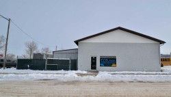 203 1 Avenue  Irricana, AB T0M 1B0