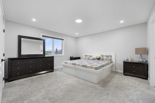 280 Windermere Drive, Chestermere, AB - Indoor Photo Showing Bedroom