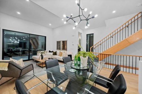 3112 13 Avenue Sw, Calgary, AB - Indoor Photo Showing Living Room