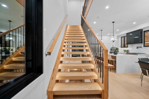 3112 13 Avenue Sw, Calgary, AB - Indoor Photo Showing Other Room