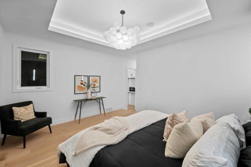 3112 13 Avenue Sw, Calgary, AB - Indoor Photo Showing Bedroom