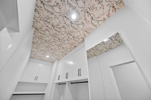 3112 13 Avenue Sw, Calgary, AB - Indoor Photo Showing Other Room