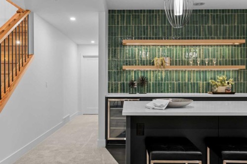 3112 13 Avenue Sw, Calgary, AB - Indoor Photo Showing Other Room