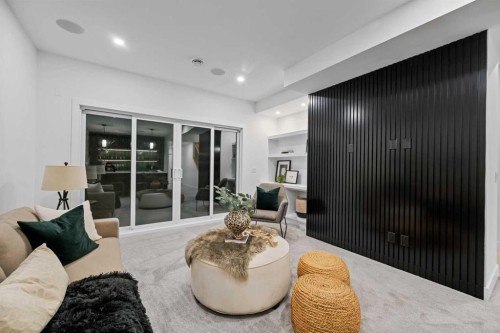 3112 13 Avenue Sw, Calgary, AB - Indoor Photo Showing Living Room