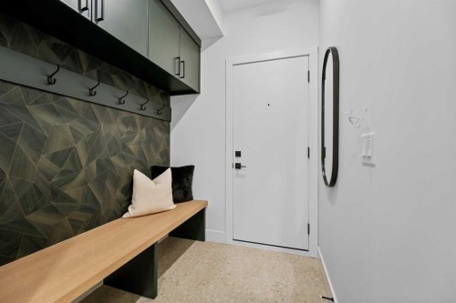 3112 13 Avenue Sw, Calgary, AB - Indoor Photo Showing Other Room