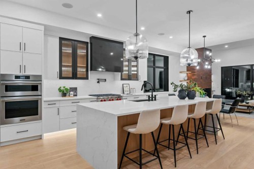 3112 13 Avenue Sw, Calgary, AB - Indoor