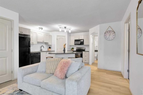 101-120 Panatella Landing Nw, Calgary, AB - Indoor